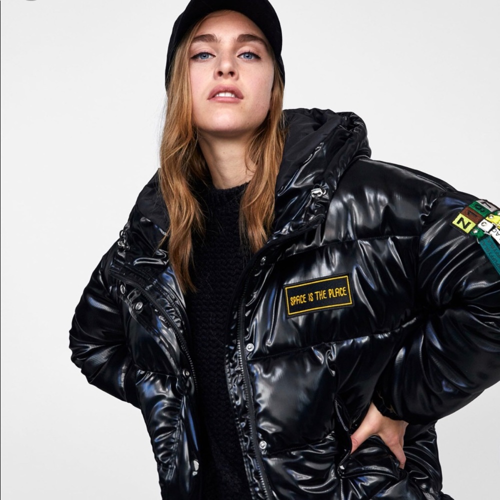 ZARA-WOMAN-VINYL-EFFECT-PUFFER-JACKET-BLACK AW18
